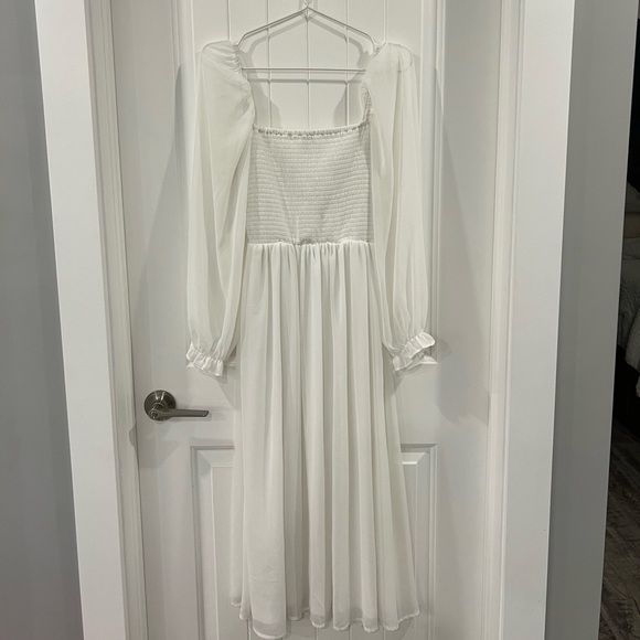 Long sleeve, White Midi Dress - Picture 2 of 3